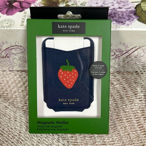 kate spade x Target Navy Strawberry Dotted Magnetic Cell Wallet MagSafe - Picture 10 of 14